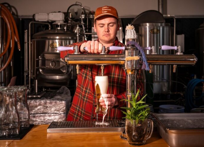 Craft Beer Breweries Are Embracing the Japanese Sharp Pour | PUNCH