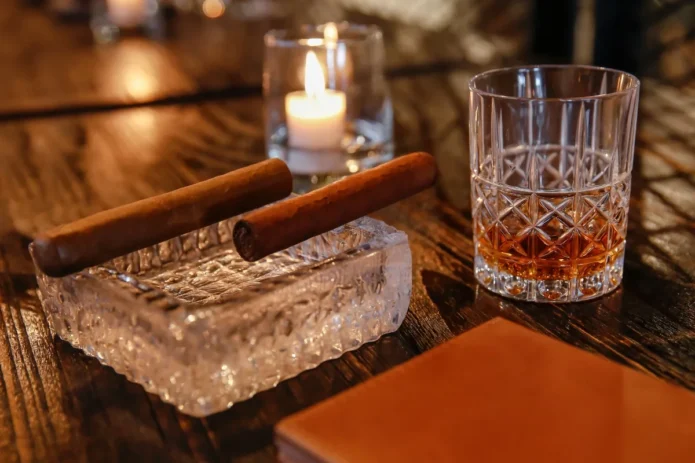 credito: Embracing the Cigar Luxury Lifestyle for Cigar and Pipe Aficionados